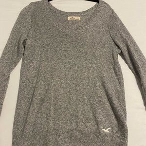 Hollister grey sweater!!